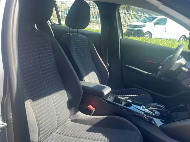 Peugeot 208 usata a Foggia (15)