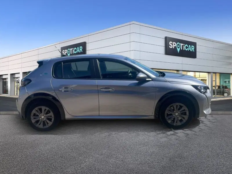 Peugeot 208 usata a Foggia (4)