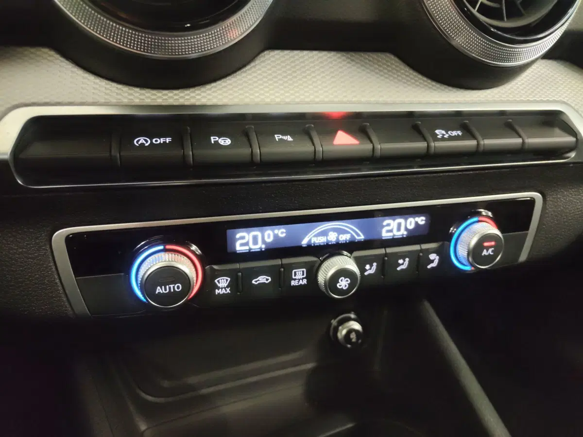 Audi Q2 usata a Modena (11)