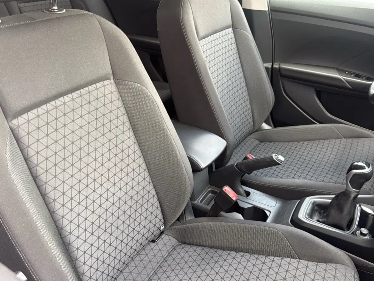 Volkswagen T-Cross usata a Terni (11)