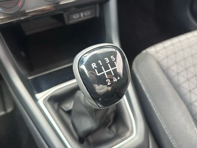 Volkswagen T-Cross usata a Terni (13)