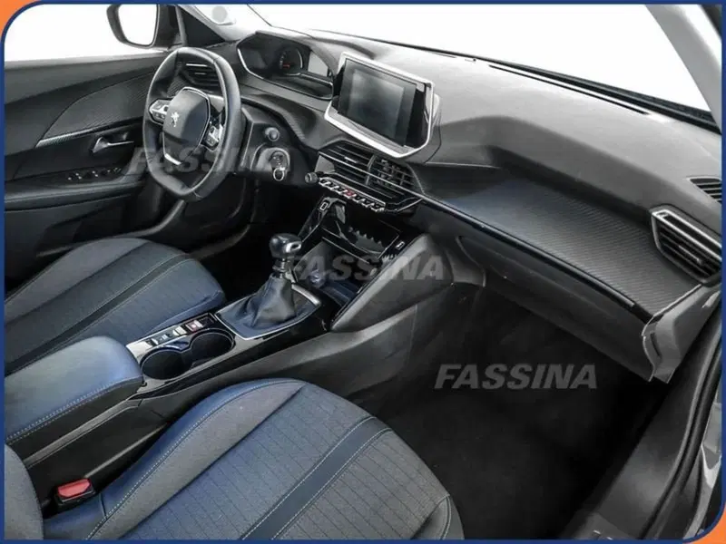 Peugeot 2008 usata a Milano (13)