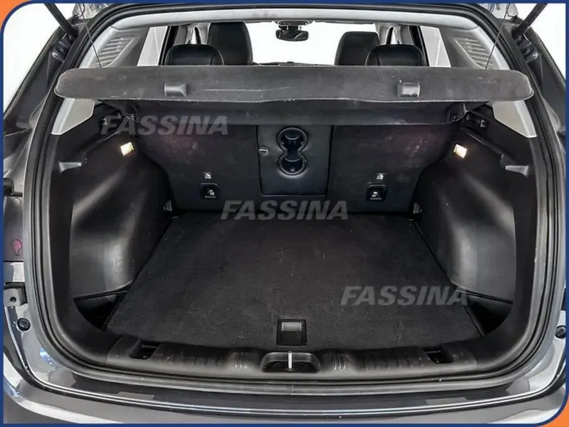 Jeep Compass usata a Milano (12)