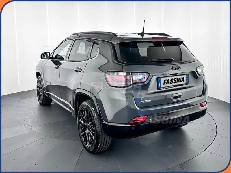 Jeep Compass usata a Milano (4)