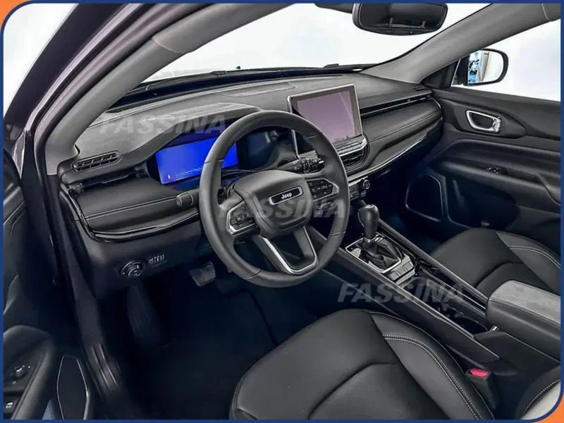 Jeep Compass usata a Milano (9)