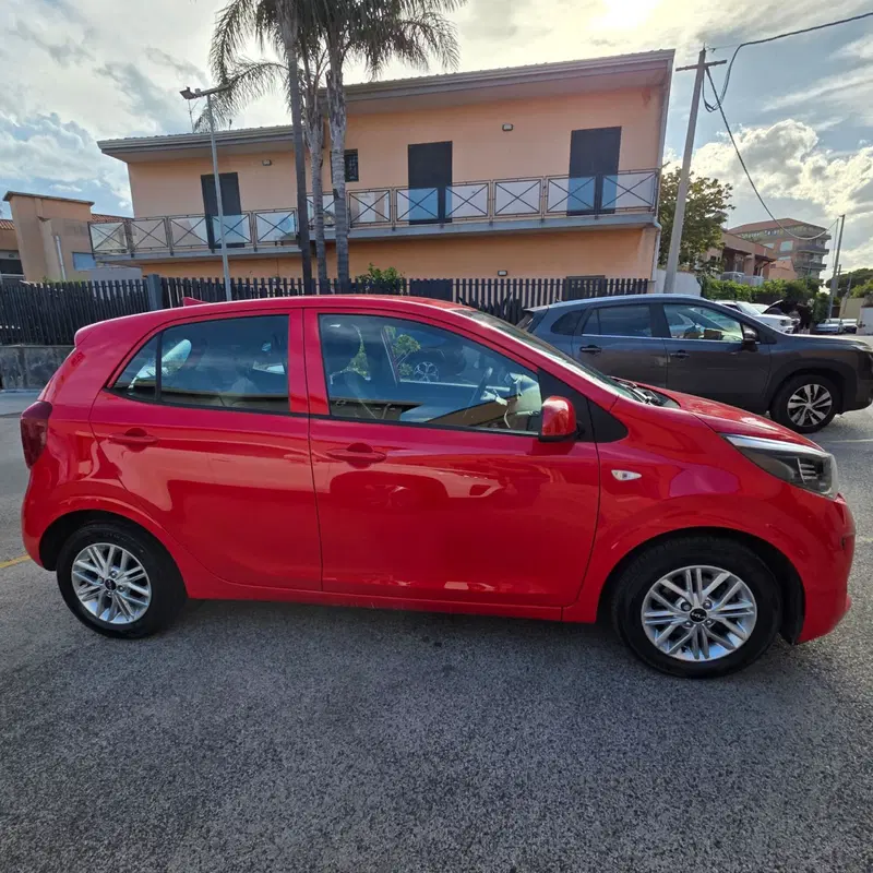 Kia Picanto usata a Catania (10)