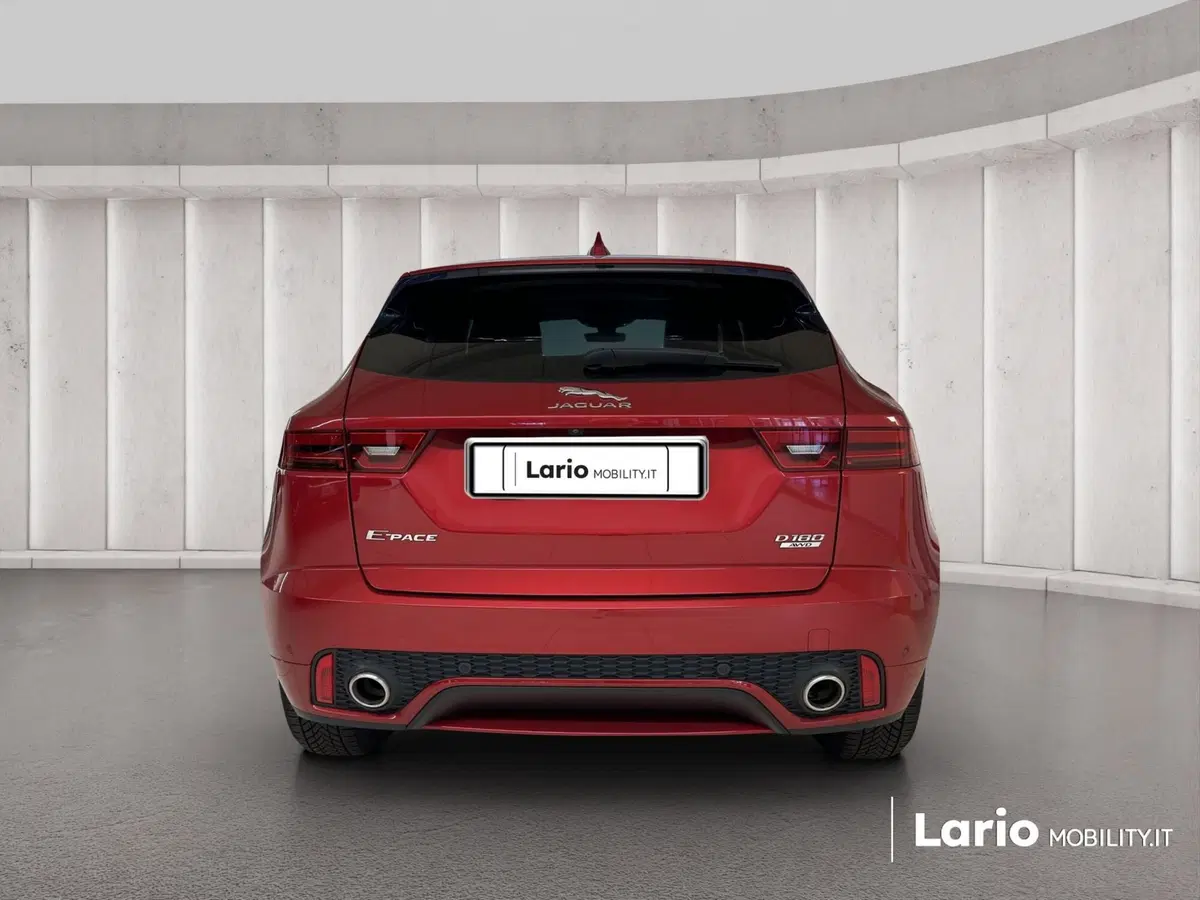 Jaguar E-Pace usata a Milano (7)