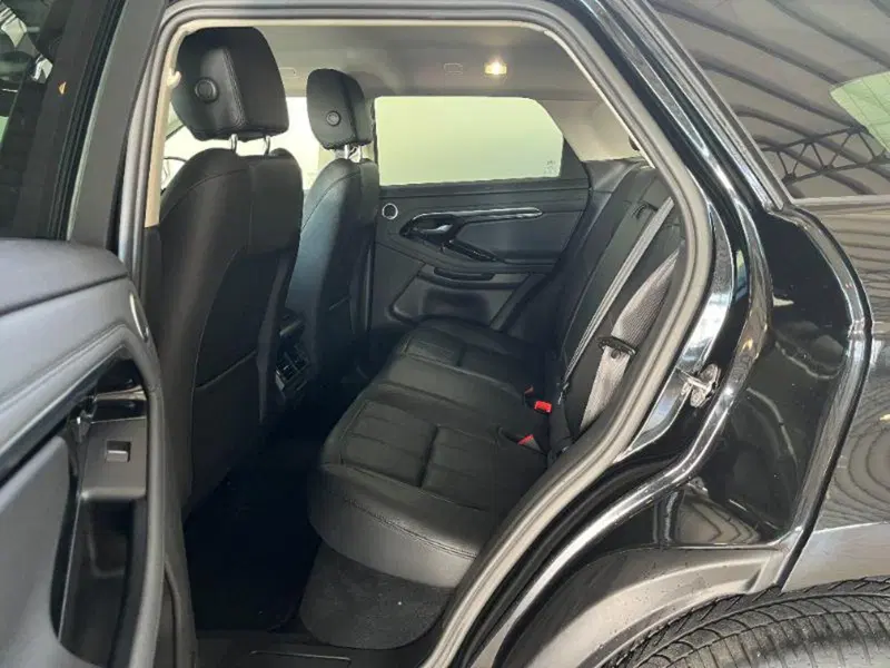 Land Rover Range Rover Evoque usata a Venezia (2)