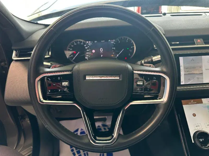 Land Rover Range Rover Velar usata a Venezia (13)