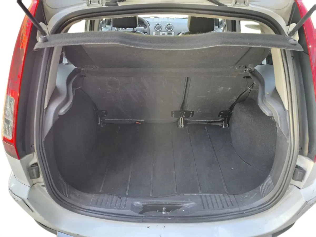 Ford Fusion usata a Udine (14)