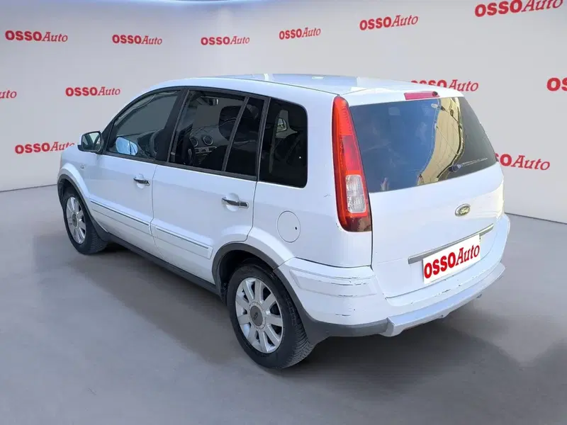 Ford Fusion usata a Udine (4)