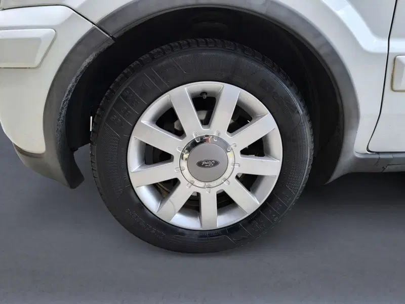 Ford Fusion usata a Udine (7)
