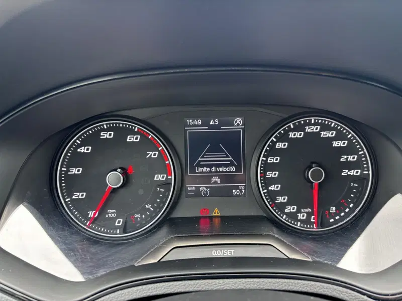 SEAT Ibiza usata a Ancona (16)