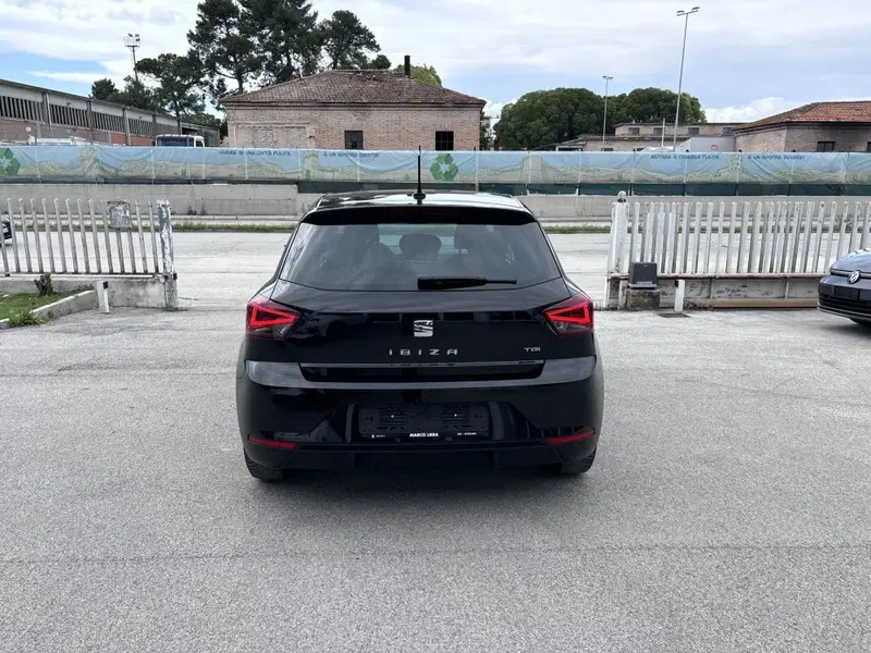 SEAT Ibiza usata a Ancona (6)