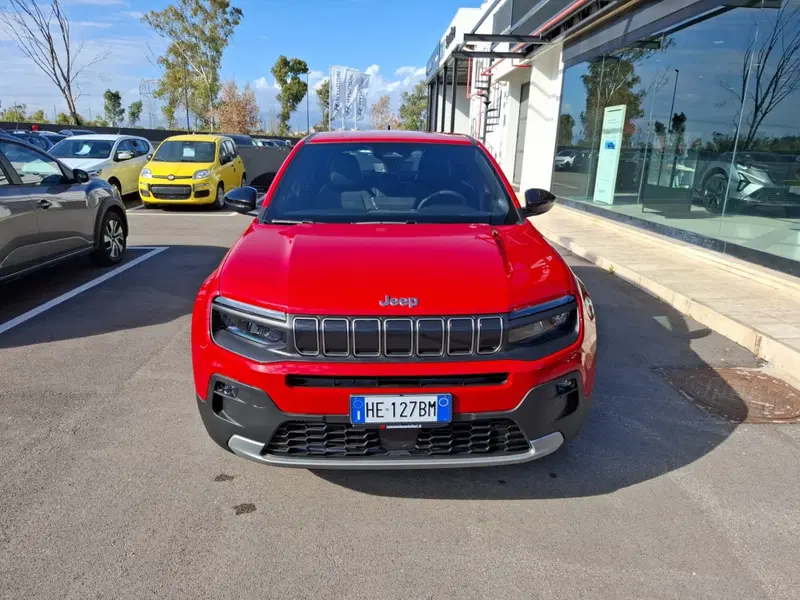 Jeep Avenger nuova a Latina (6)