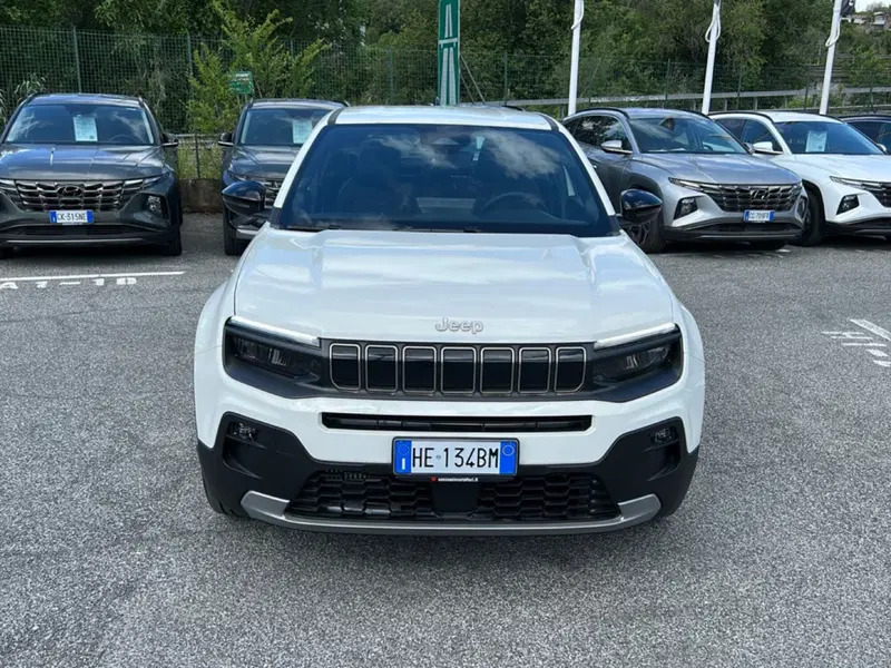 Jeep Avenger nuova a Roma (7)