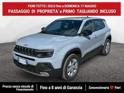 Jeep Avenger 1.2 turbo e-hybrid mhev Altitude fwd 110cv edct6 nuova a Roma