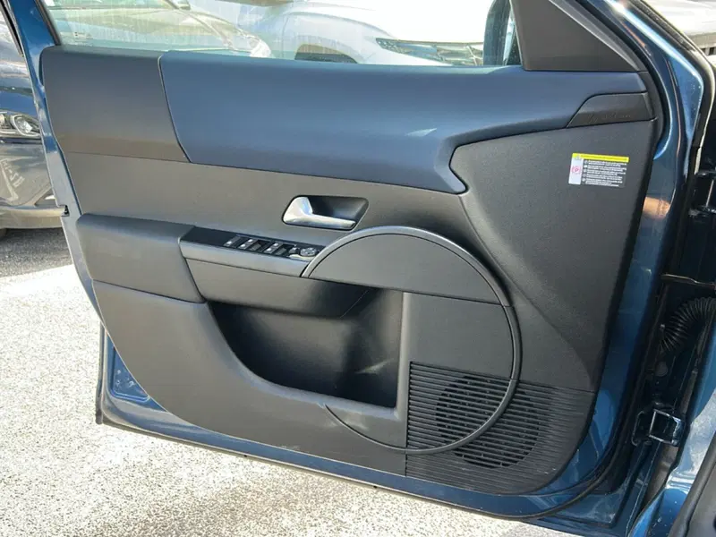 Lancia Ypsilon nuova a Roma (19)