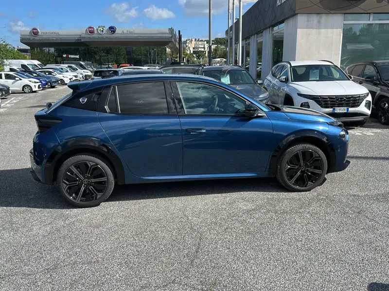 Lancia Ypsilon nuova a Roma (6)