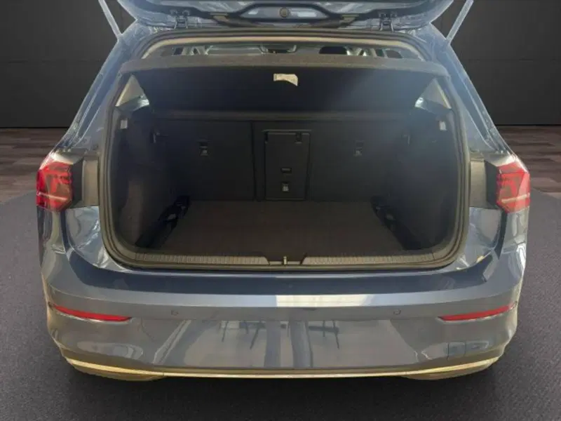 Volkswagen Golf nuova a Novara (18)
