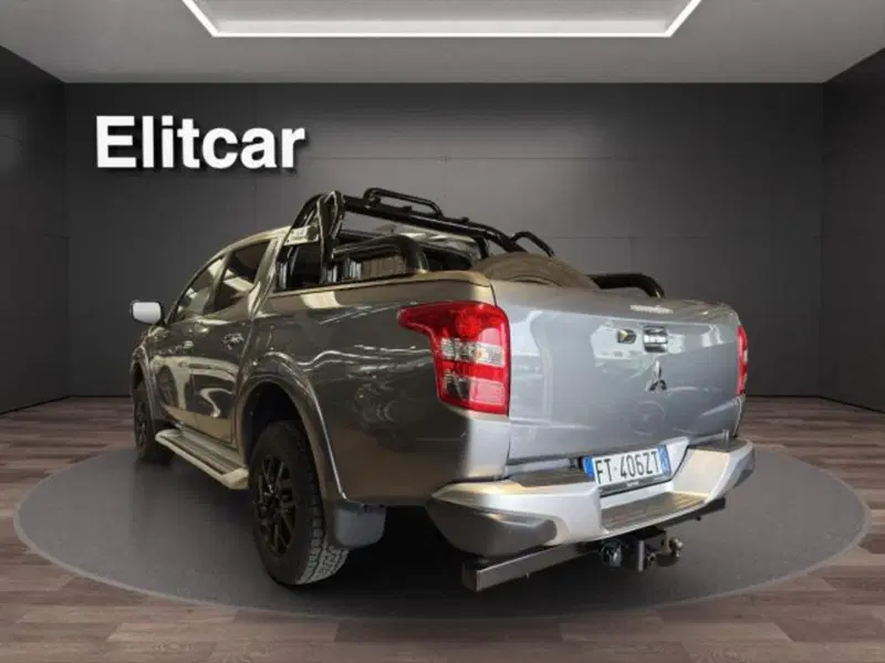 Mitsubishi L200 usata a Novara (12)