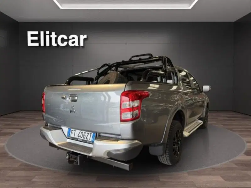 Mitsubishi L200 usata a Novara (14)