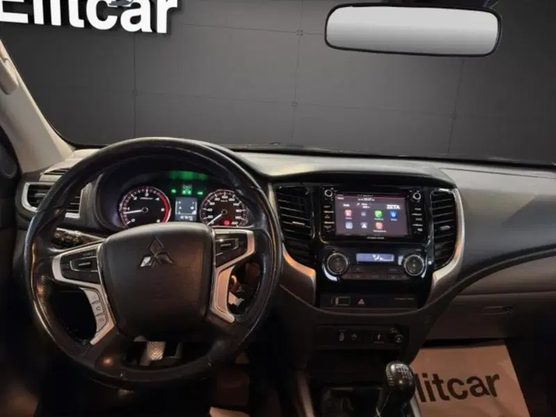 Mitsubishi L200 usata a Novara (15)