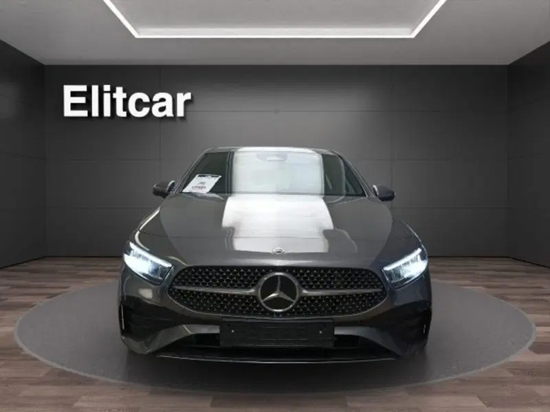 Mercedes-Benz Classe A Sedan usata a Novara (5)
