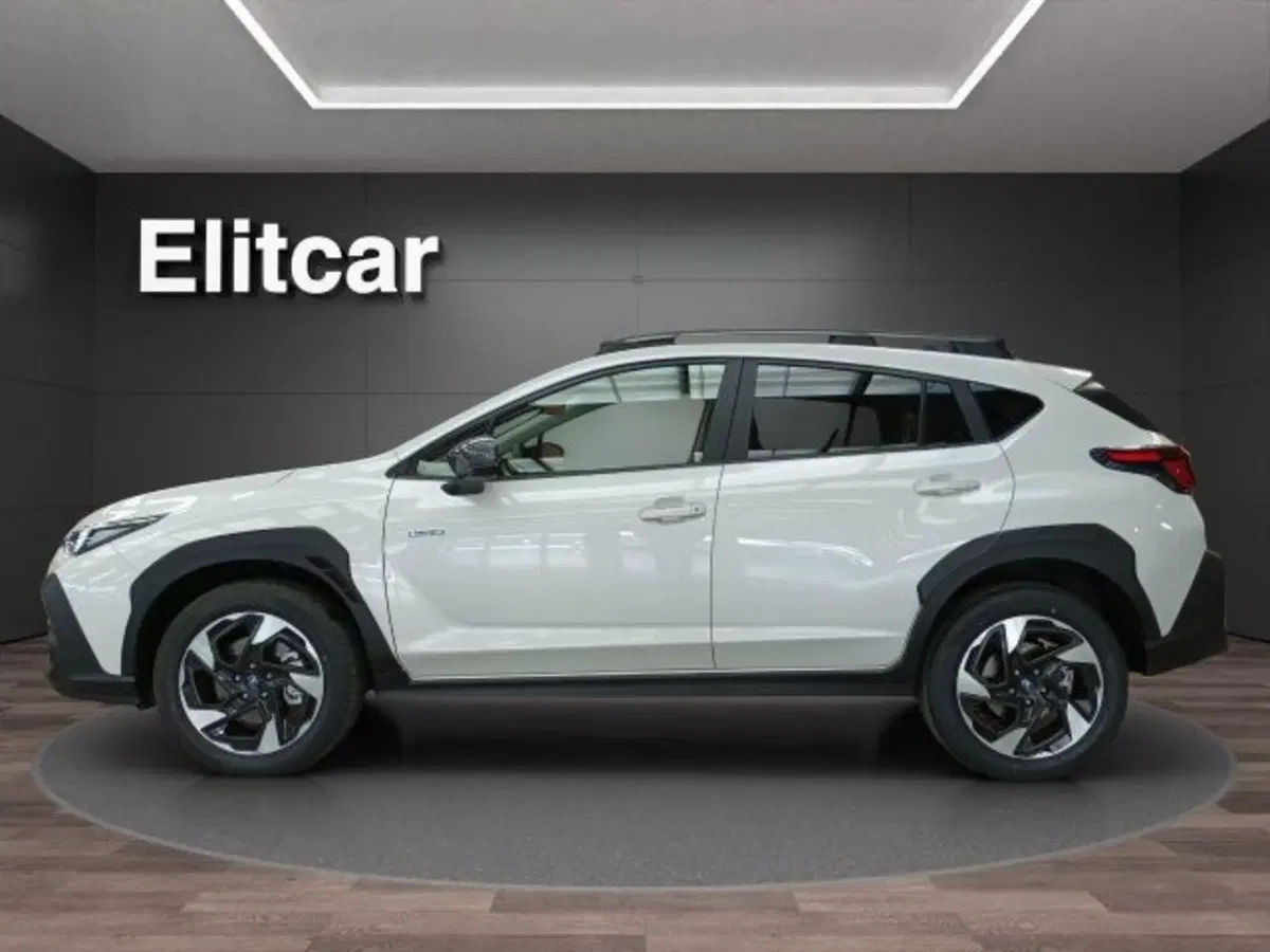 Subaru Crosstrek nuova a Novara (2)
