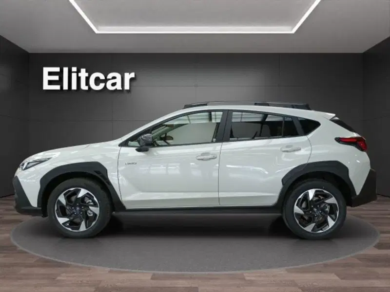 Subaru Crosstrek nuova a Novara (2)