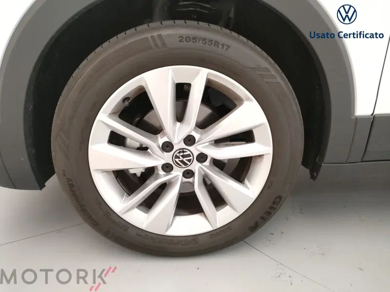 Volkswagen T-Cross nuova a Varese (6)