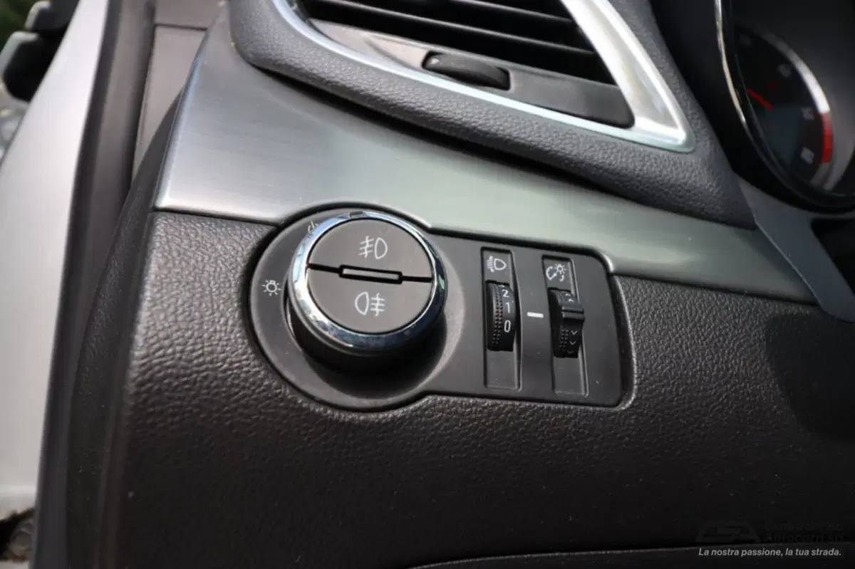 Opel Mokka usata a Bologna (14)