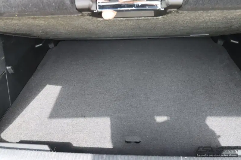 Peugeot 2008 usata a Bologna (7)