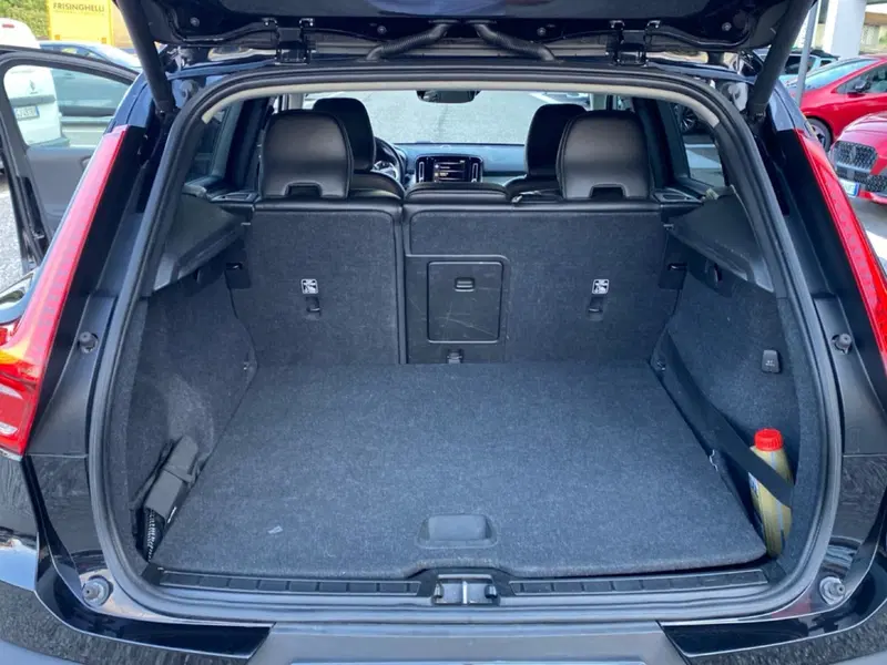Volvo XC40 usata a Vicenza (10)