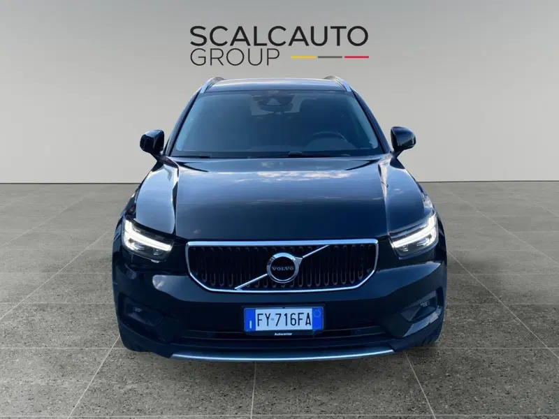 Volvo XC40 usata a Vicenza (2)