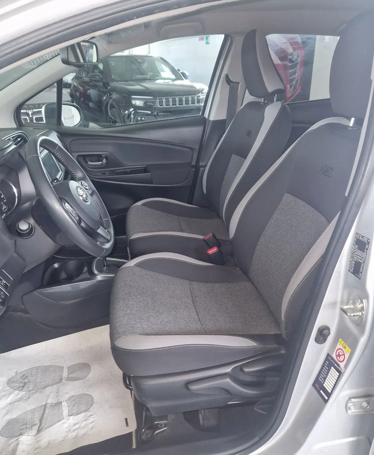 Toyota Yaris usata a Terni (7)