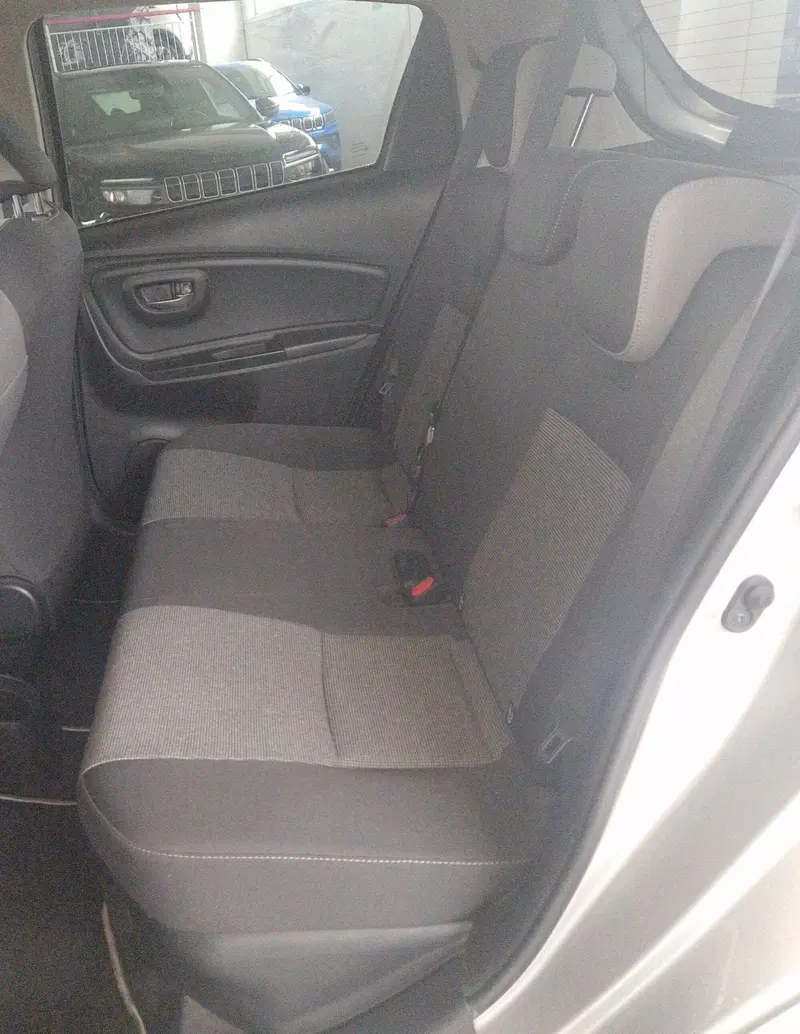 Toyota Yaris usata a Terni (9)
