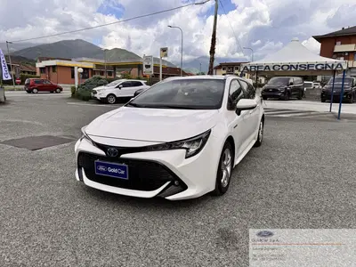 Toyota Corolla Touring Sports 1.8 Hybrid Active del 2019 usata a Cuorgne'
