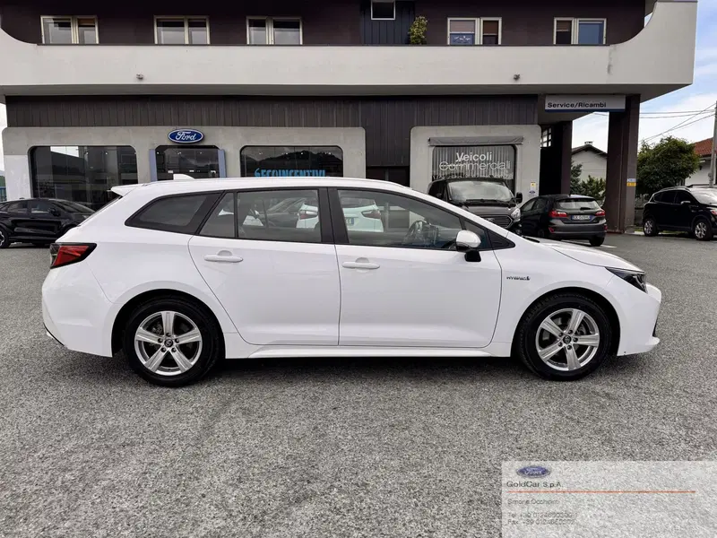 Toyota Corolla Touring Sports usata a Torino (3)