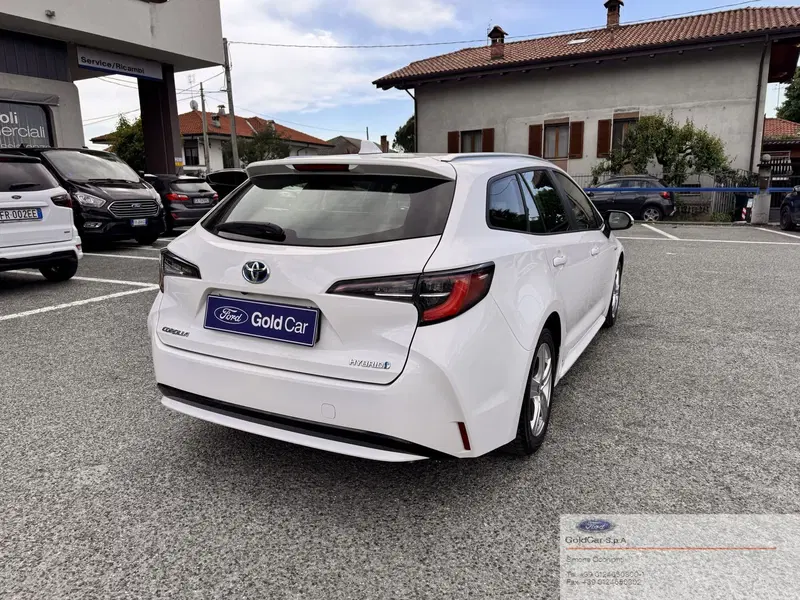 Toyota Corolla Touring Sports usata a Torino (6)