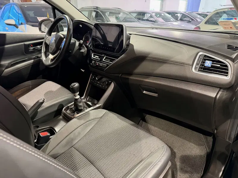 Suzuki S-Cross usata a Genova (8)