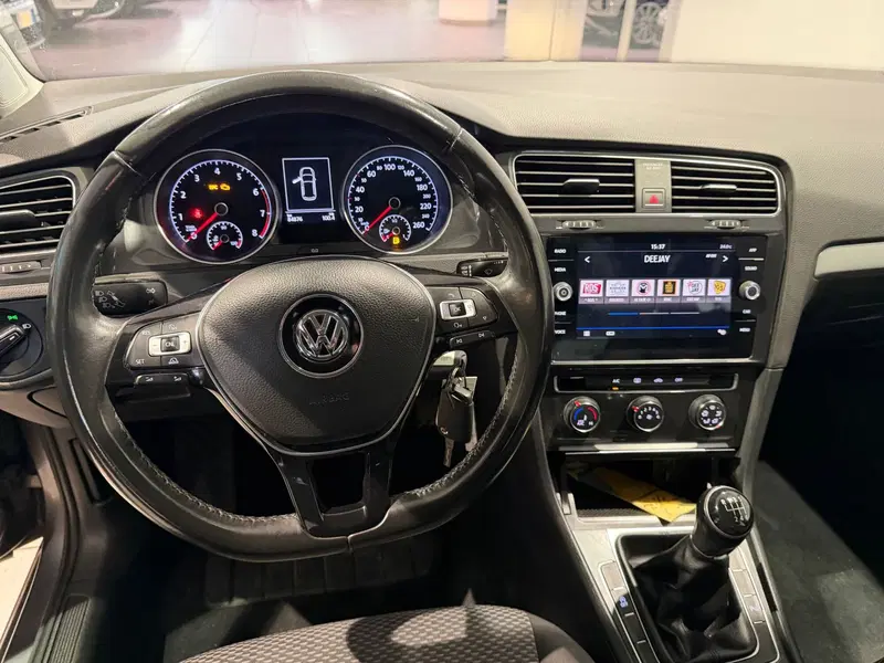 Volkswagen Golf usata a Genova (10)
