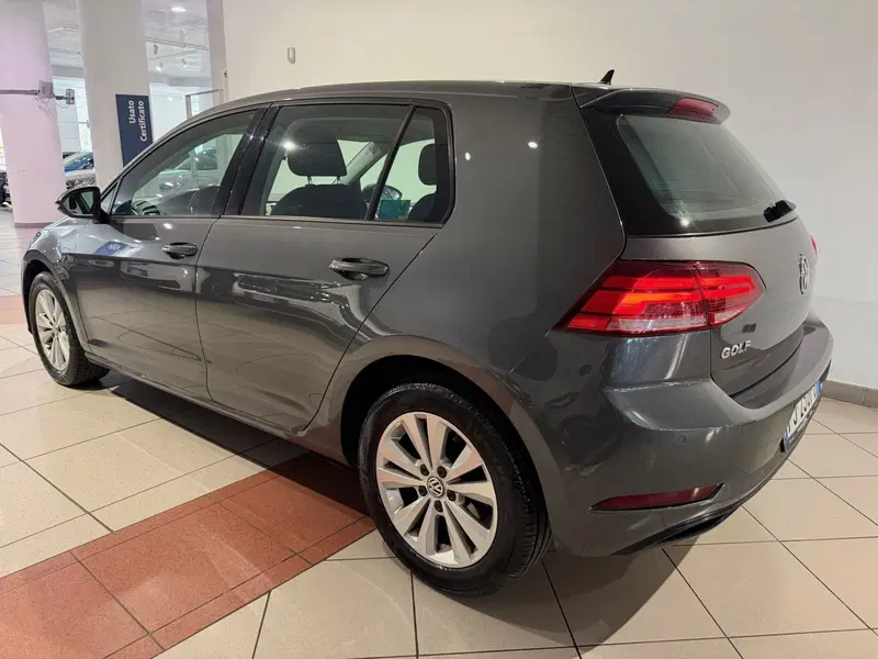 Volkswagen Golf usata a Genova (3)