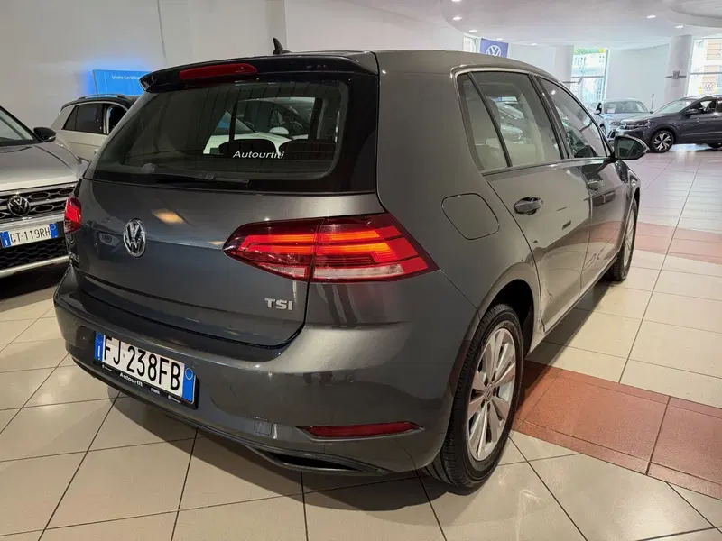 Volkswagen Golf usata a Genova (5)