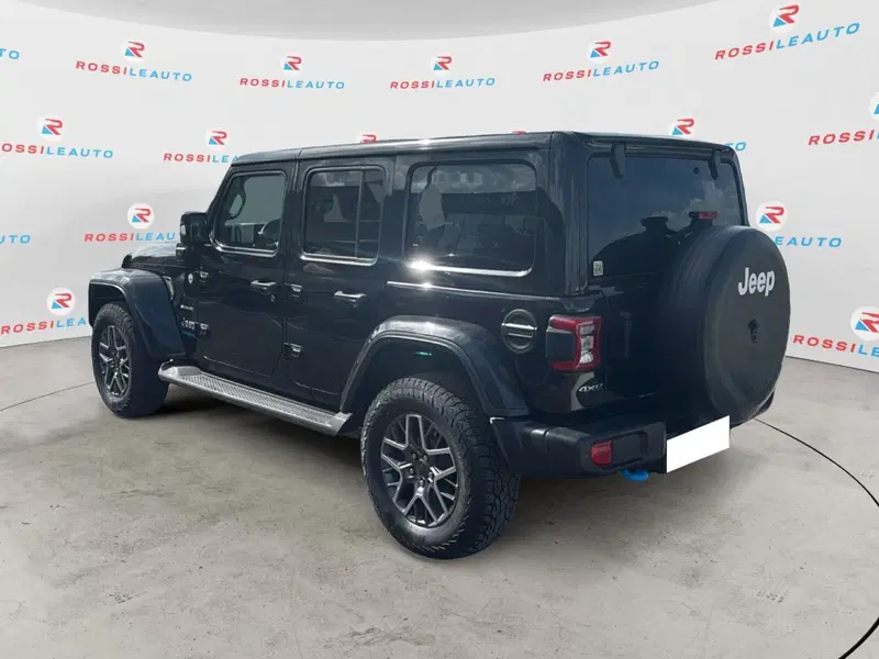 Jeep Wrangler Unlimited usata a Massa-Carrara (4)