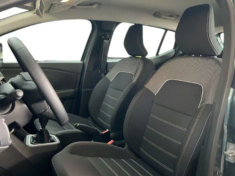 Dacia Sandero Stepway nuova a Roma (12)
