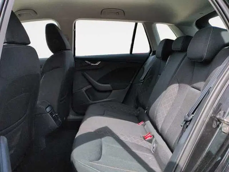 Skoda Kamiq usata a Treviso (12)