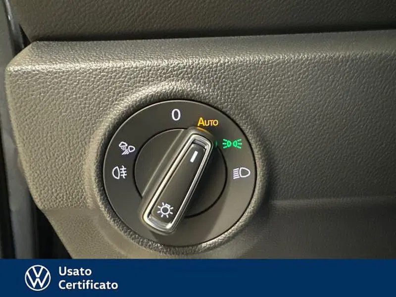 Volkswagen T-Roc usata a Vicenza (20)