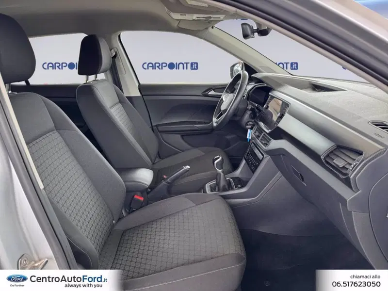 Volkswagen T-Cross usata a Roma (15)