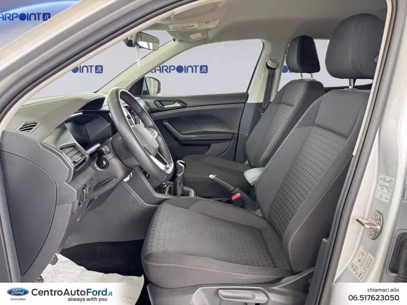 Volkswagen T-Cross usata a Roma (9)